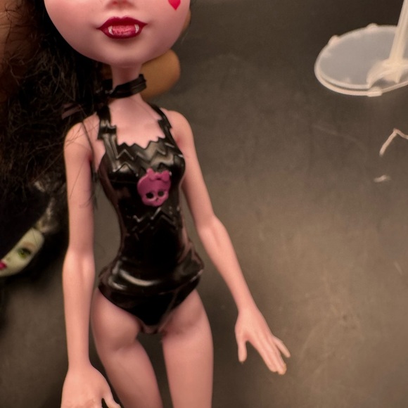 Monster High Draculaura Doll Mattel Vampire Skull 2015 Preowned Toy - Picture 9 of 9